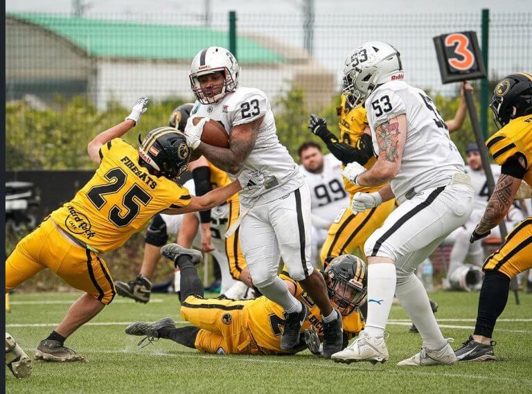 Els Badalona Dracs dsputaran les semifinals de la LNFA a Montigalà contra Osos Rivas