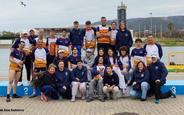 El Rem Badalona tanca la temporada de batel com a millor club de Catalunya