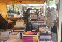 Badalona consolida tres dies de fira de llibres per Sant Jordi el 21, 22, i 23 d’abril a Pompeu Fabra