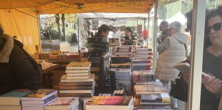 Badalona consolida tres dies de fira de llibres per Sant Jordi el 21, 22, i 23 d’abril a Pompeu Fabra