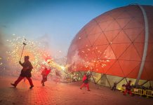 El Maig Màgic porta la música i el foc de les Festes de Maig al centre comercial el 2 de maig