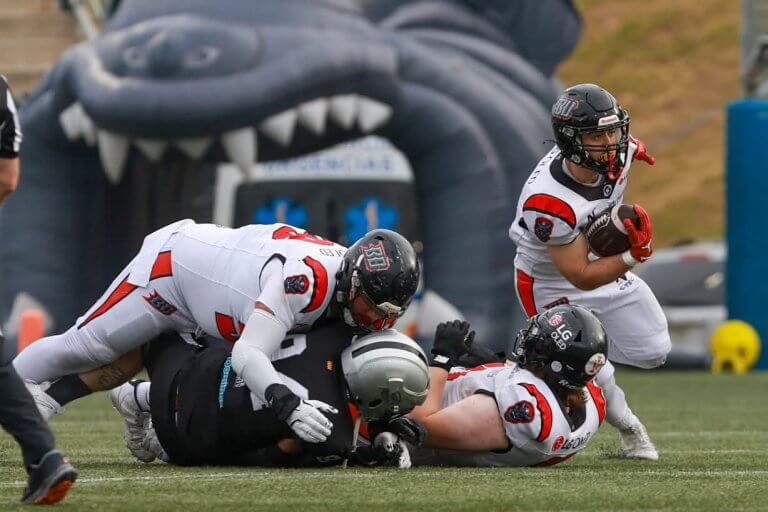 Els Badalona Dracs cauen a la Spanish Bowl davant uns Black Demons molt superiors