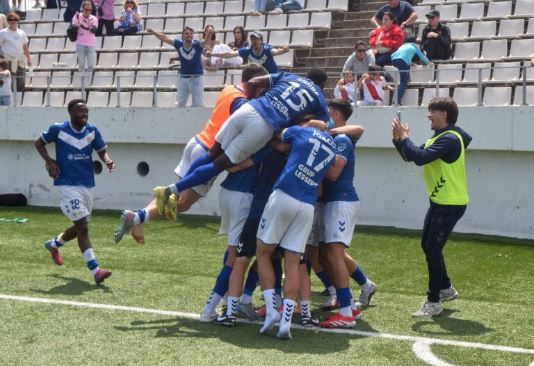 Un Badalona amb ofici encarrila la primera eliminatòria (0-2)