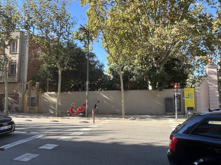 La Justícia admet a tràmit el recurs de Guanyem contra els pisos a Ca l’Arnús