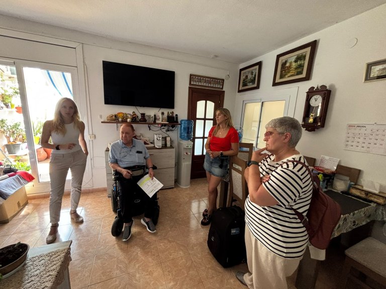 Els Comuns demanen ajudes econòmiques per fer les comunitats accessibles